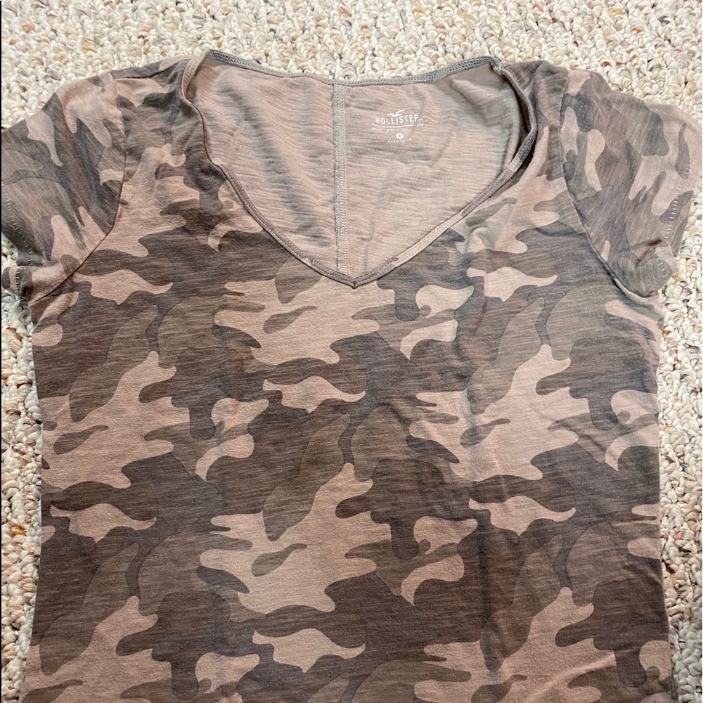 hollister shirt